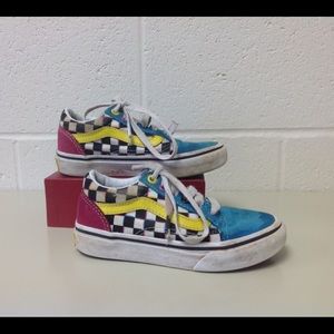Vans checkered shoes 12